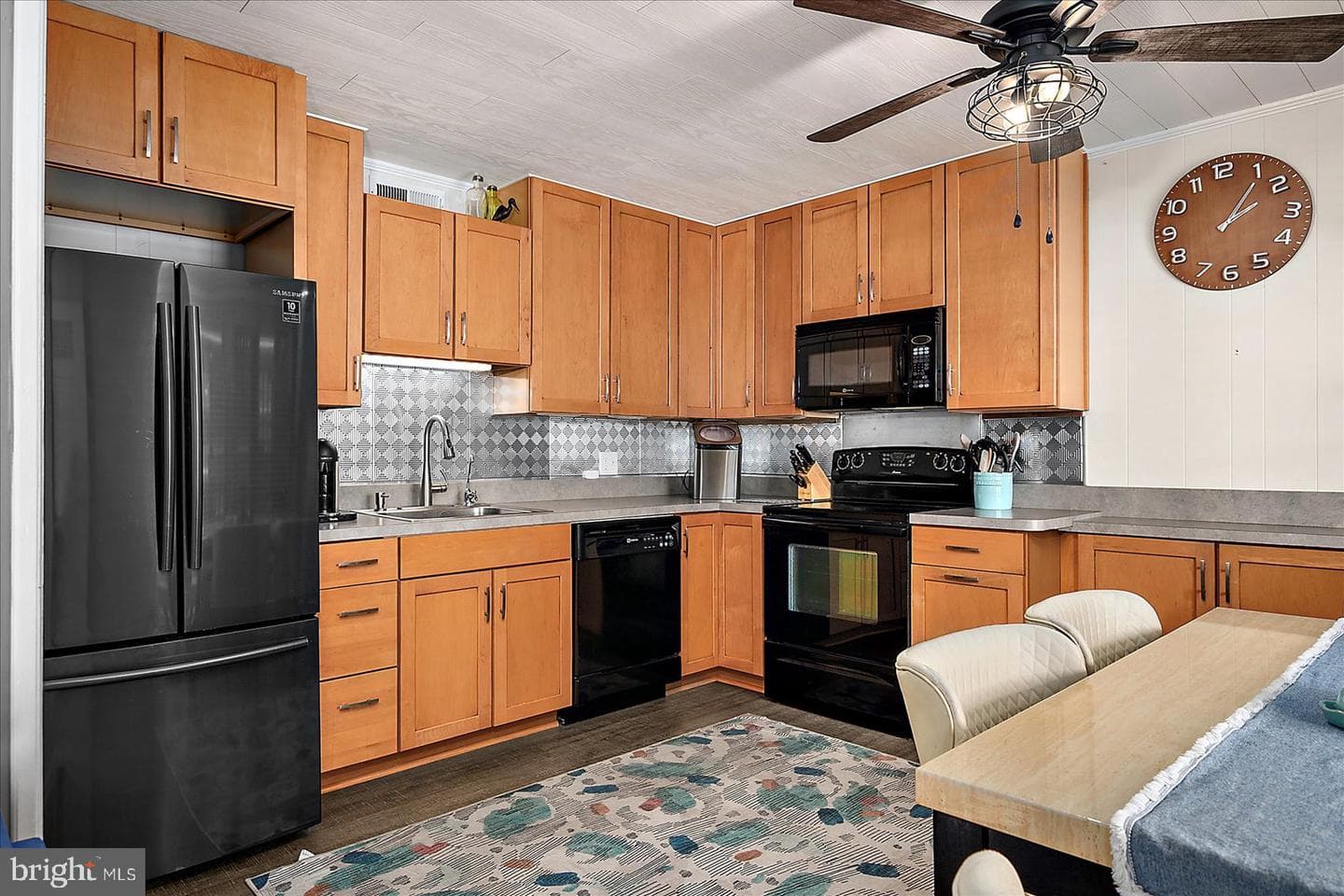 9 129th Street #7 photo 16