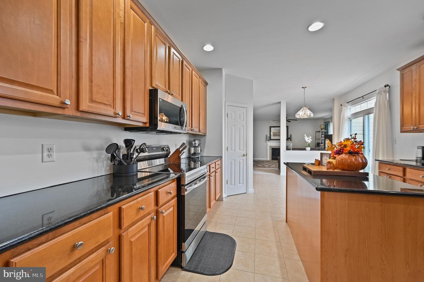 2305 Woodland Court photo 12