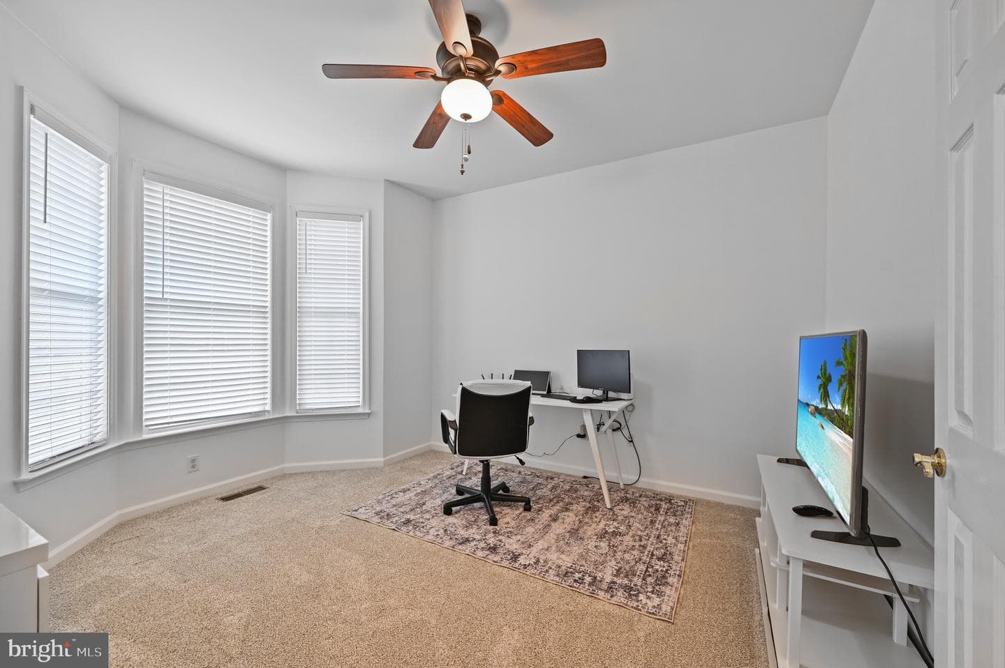 2305 Woodland Court photo 7