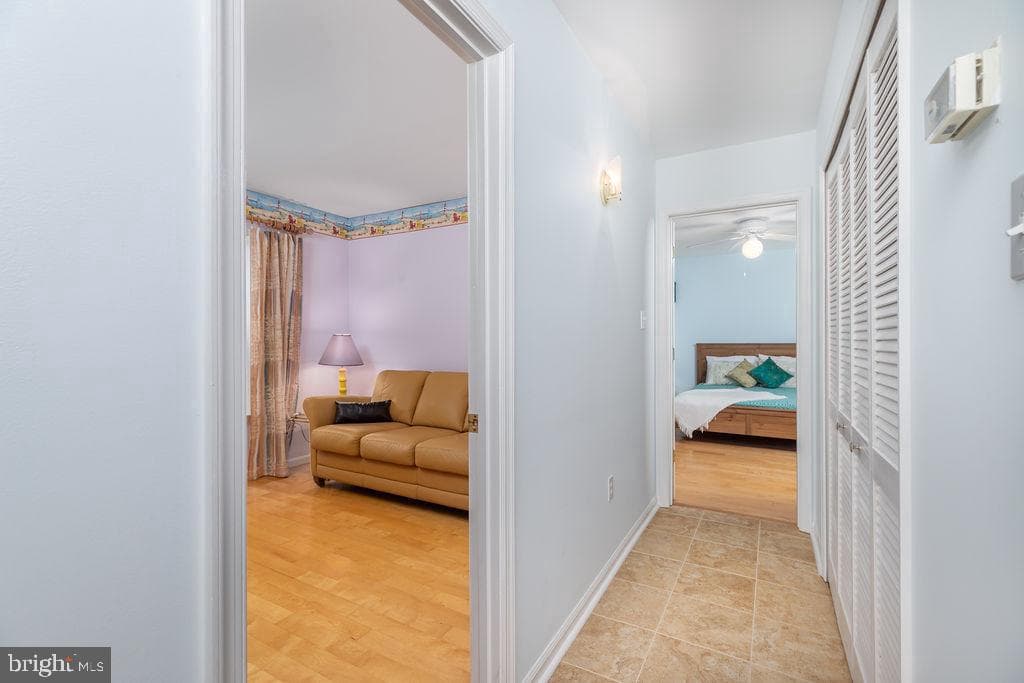 124 Camelot Circle photo 23