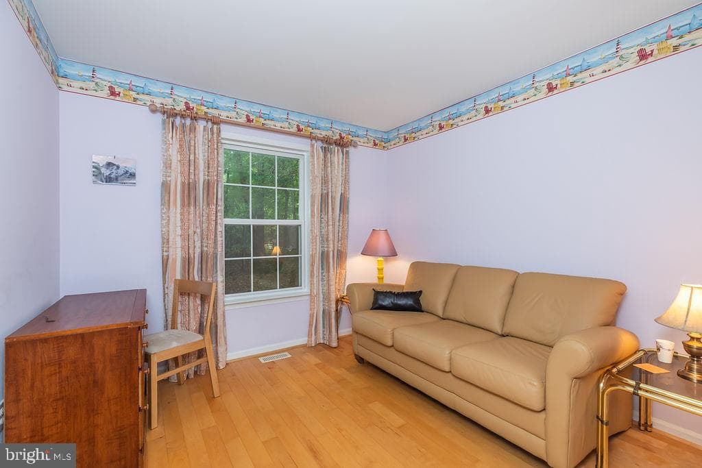124 Camelot Circle photo 25