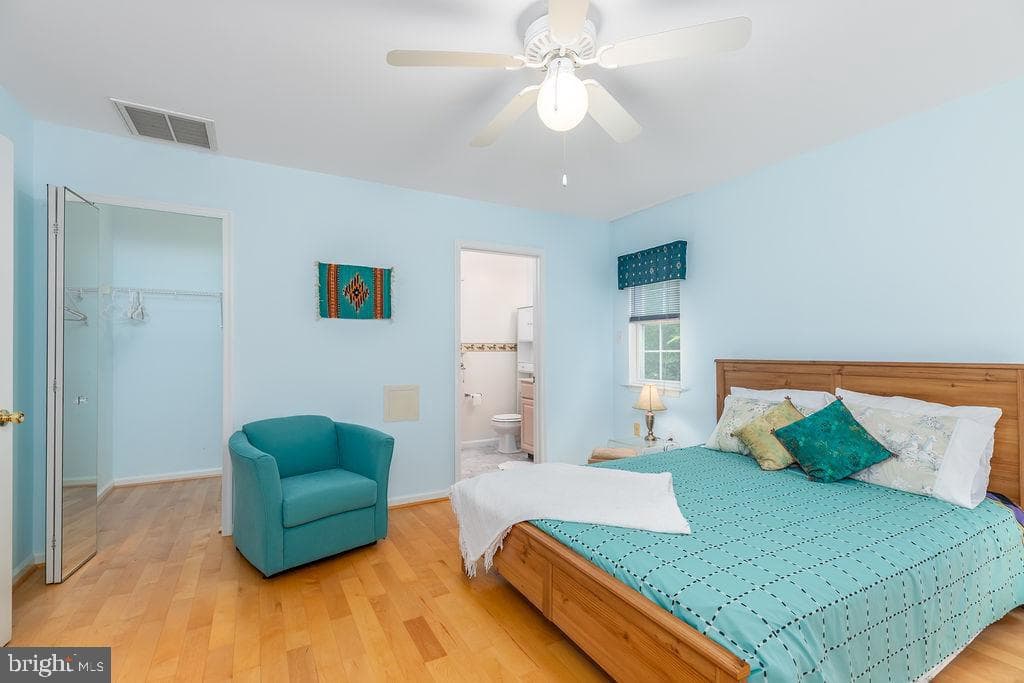 124 Camelot Circle photo 28