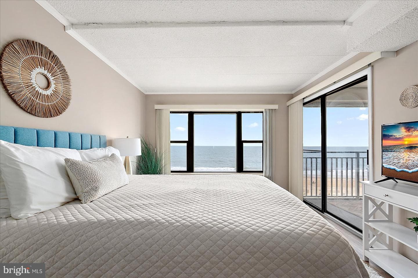 5001 Atlantic Avenue #402 photo 16