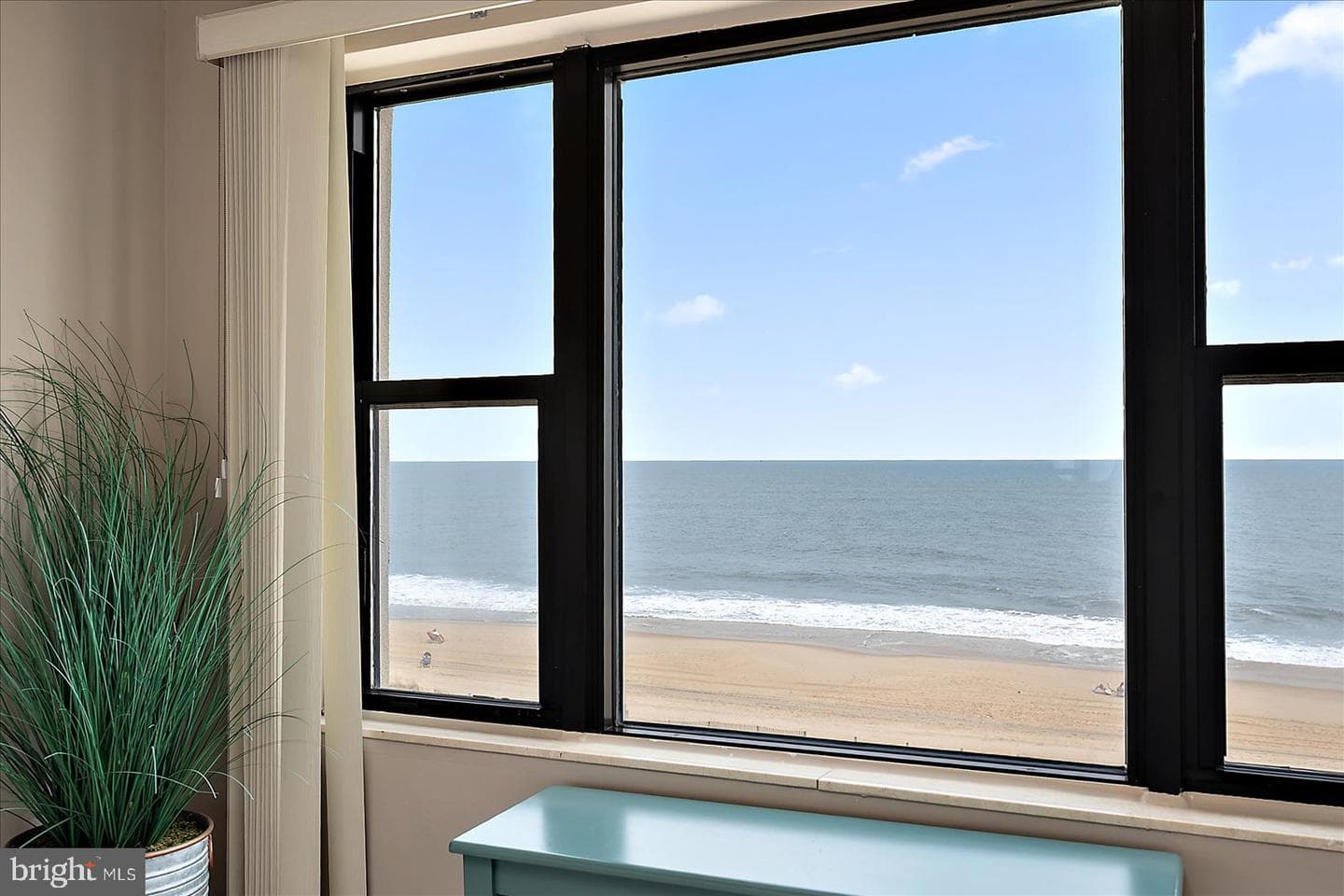 5001 Atlantic Avenue #402 photo 18