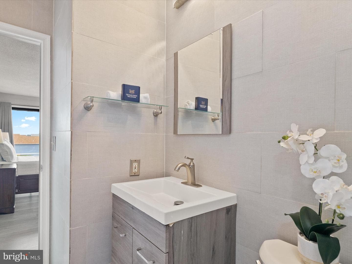 510 Penguin Drive #302 photo 30