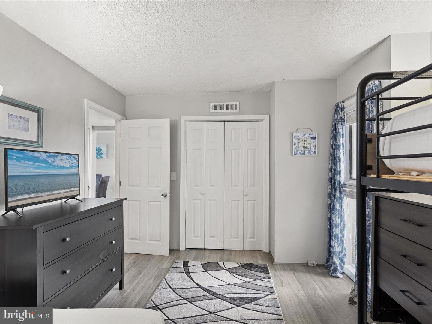 510 Penguin Drive #302 photo 34
