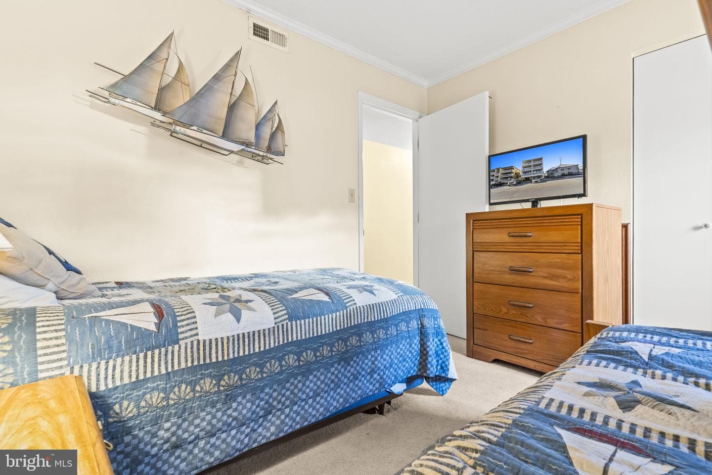 11 47th Street #202 photo 16