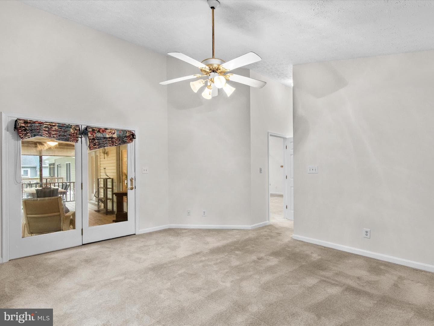 33 Pinehurst Road photo 25