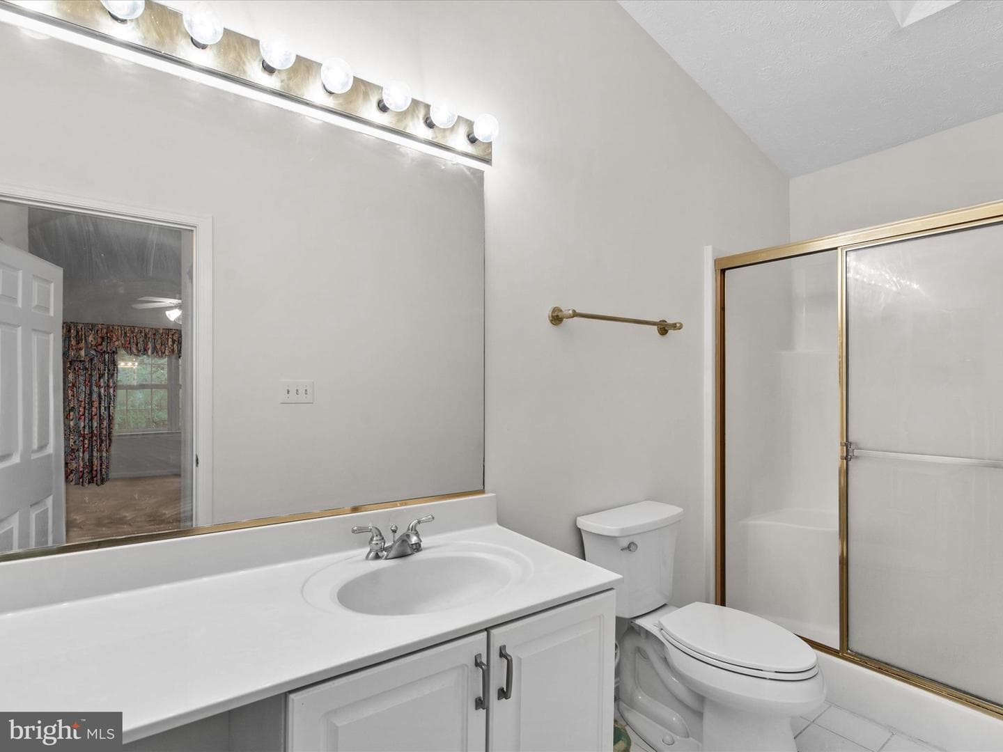 33 Pinehurst Road photo 27