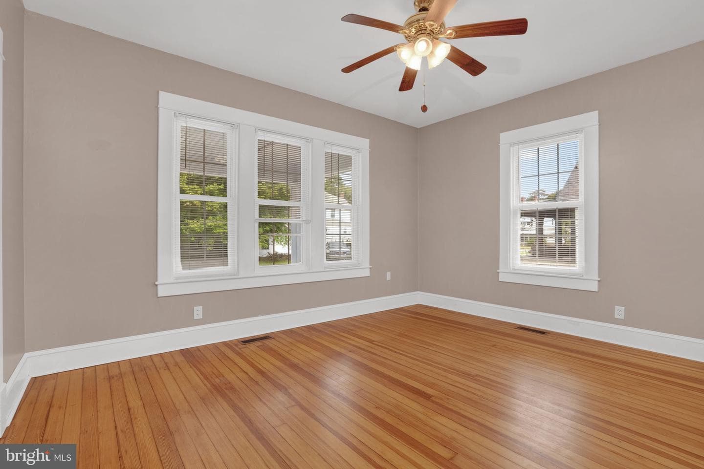 5 Clarke Avenue photo 7
