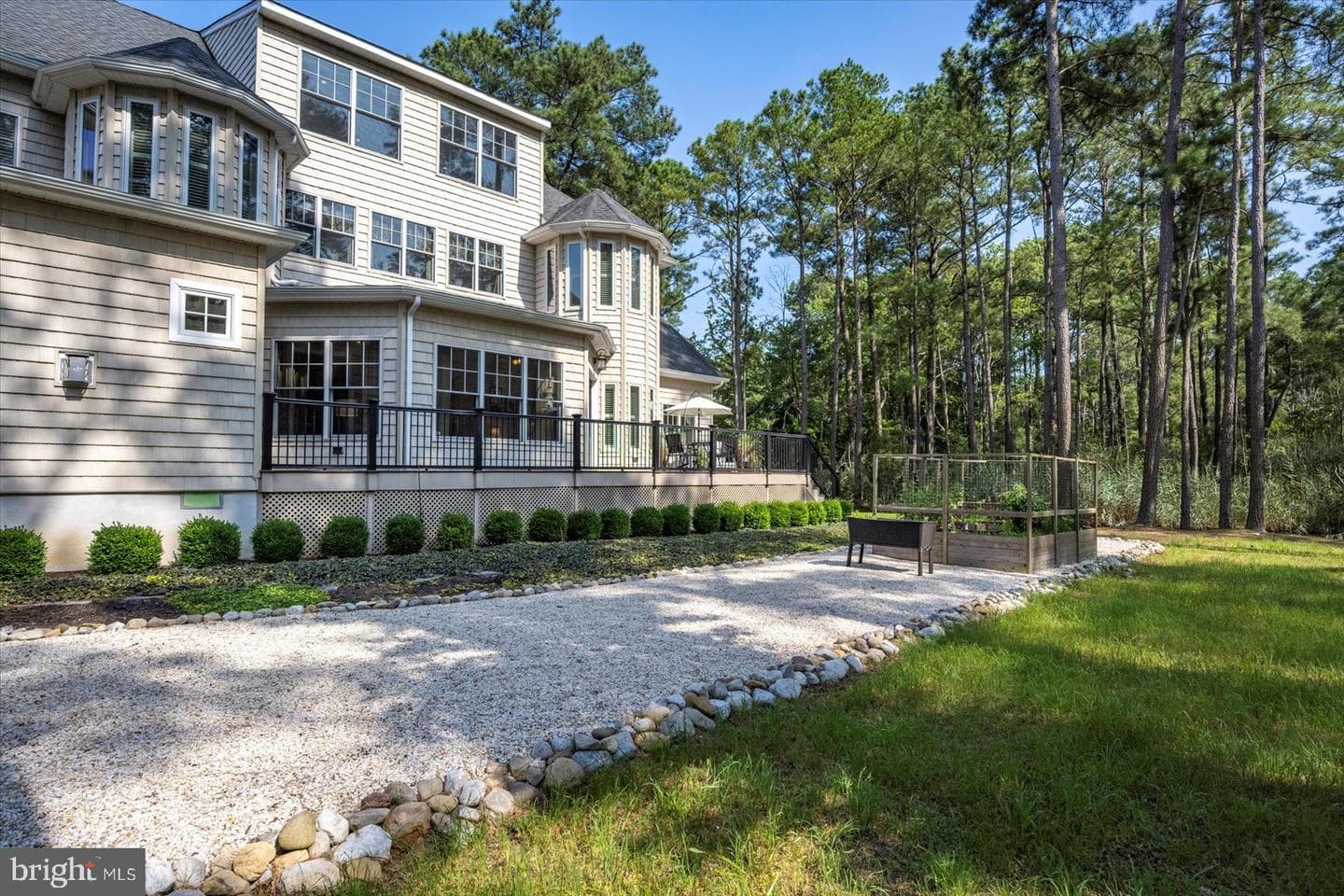 107 Port Arthur Court photo 118
