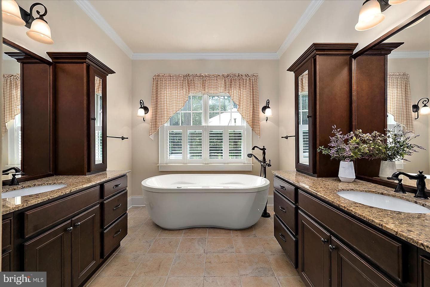 107 Port Arthur Court photo 68