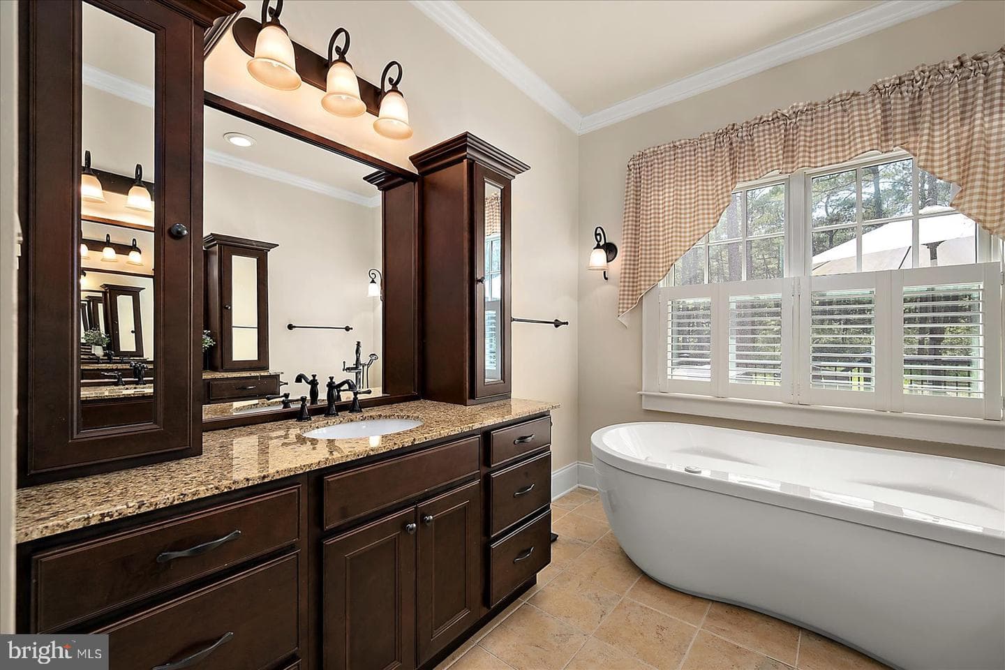 107 Port Arthur Court photo 71