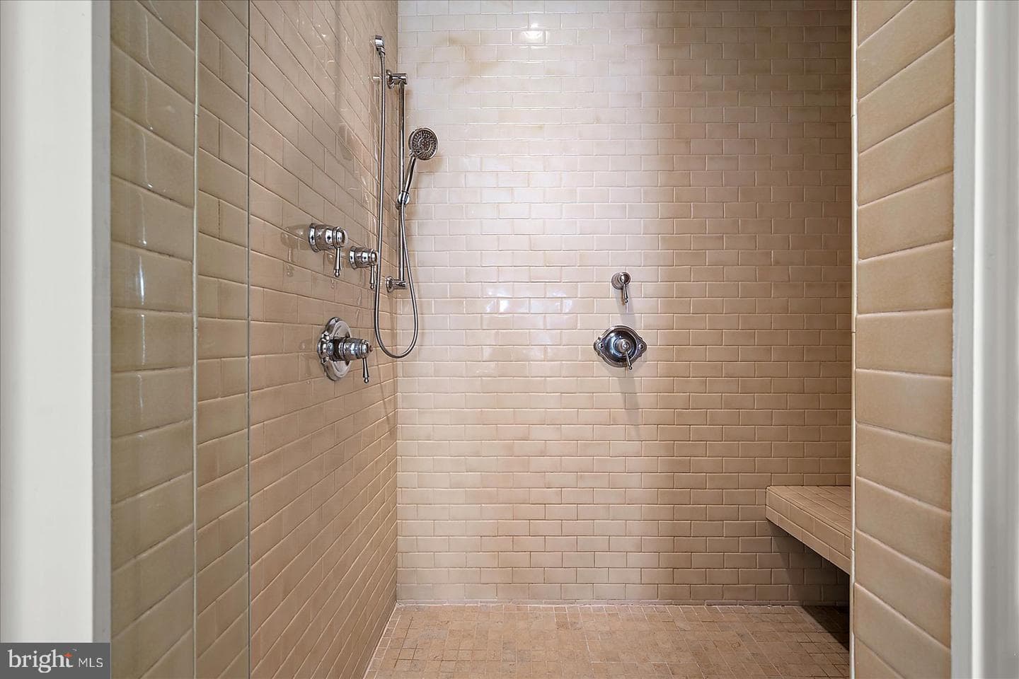 107 Port Arthur Court photo 73