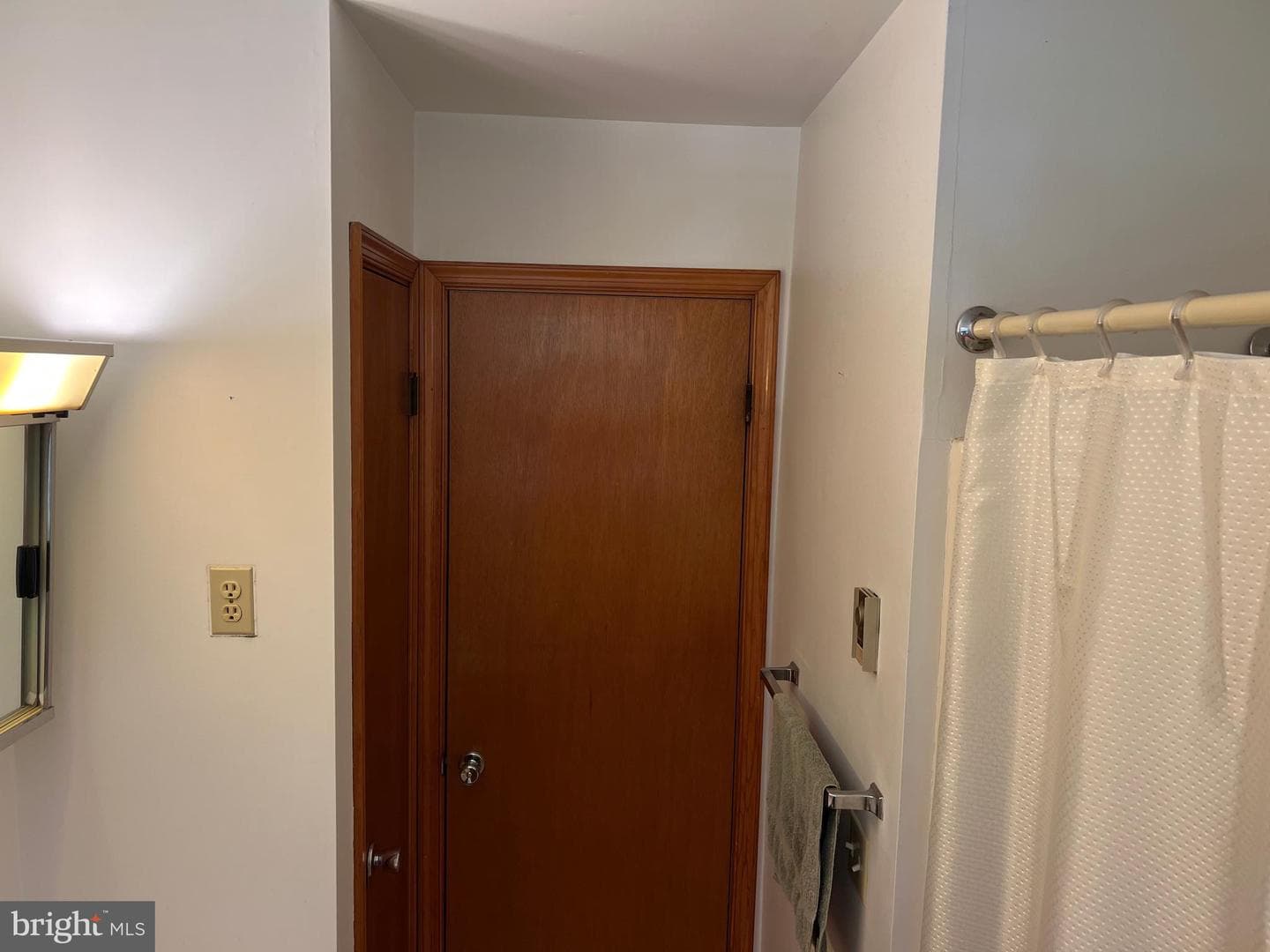 5803 Steffe Drive photo 33