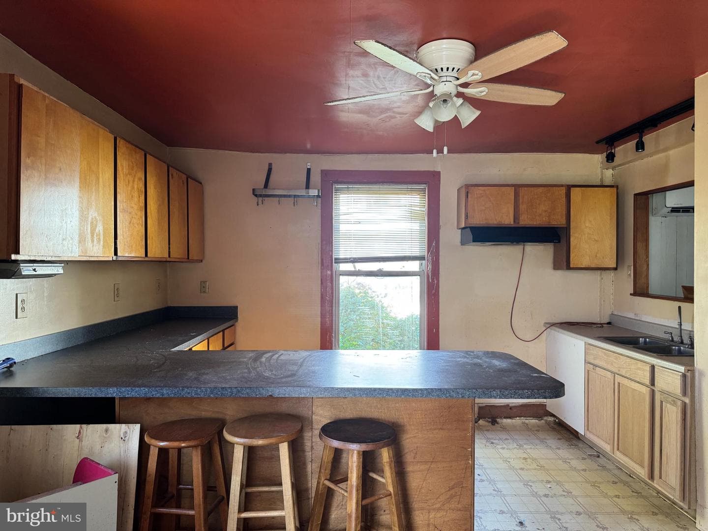 111 N Ross Street photo 11