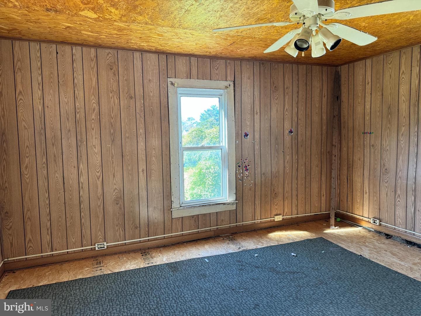 111 N Ross Street photo 6