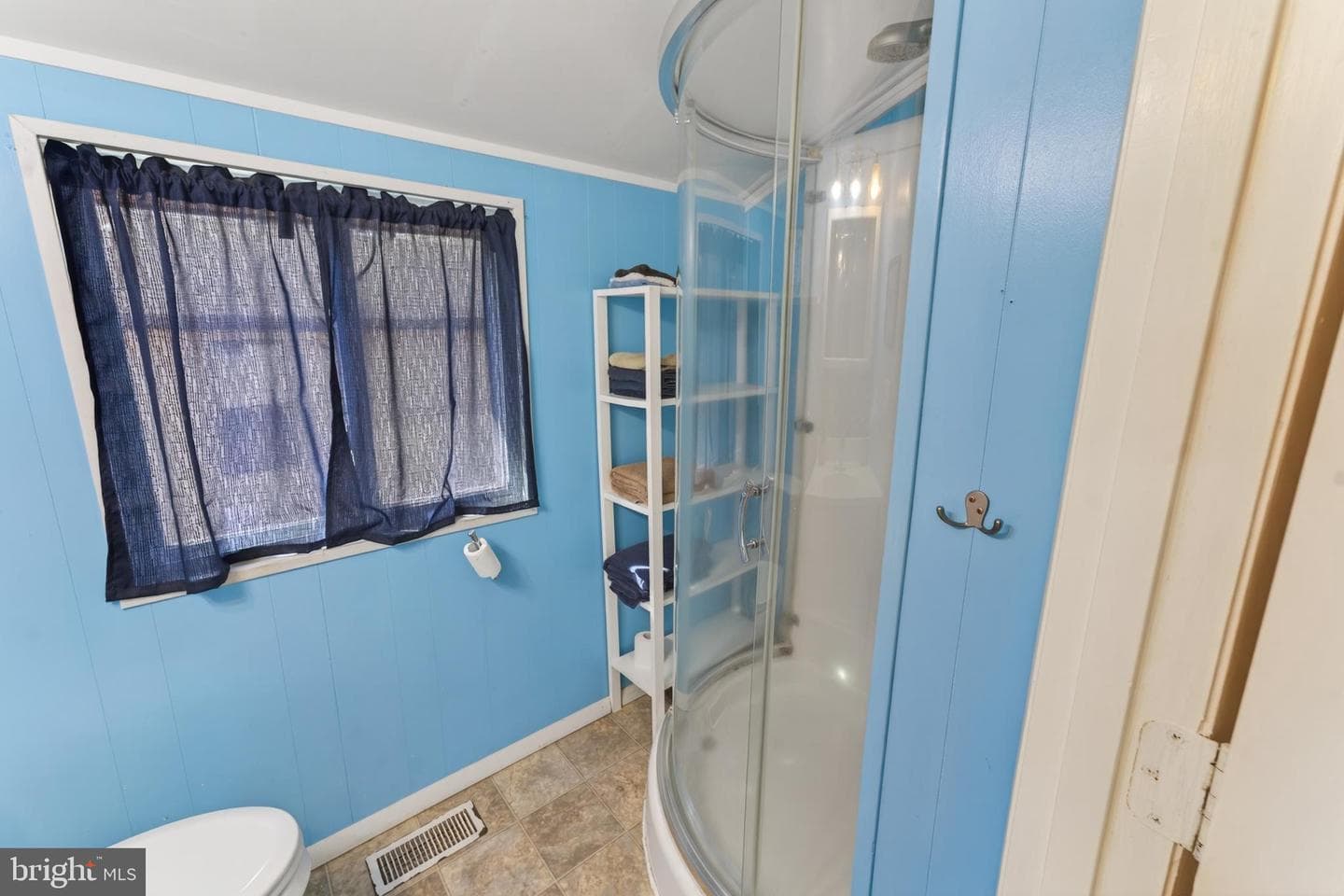 386 Ocean Parkway photo 32