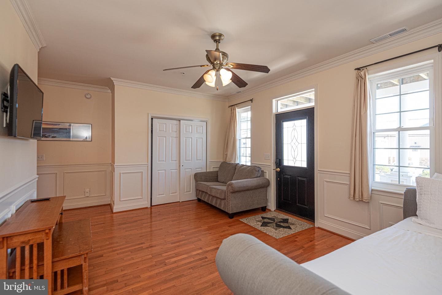 203 St Louis Avenue #b photo 3