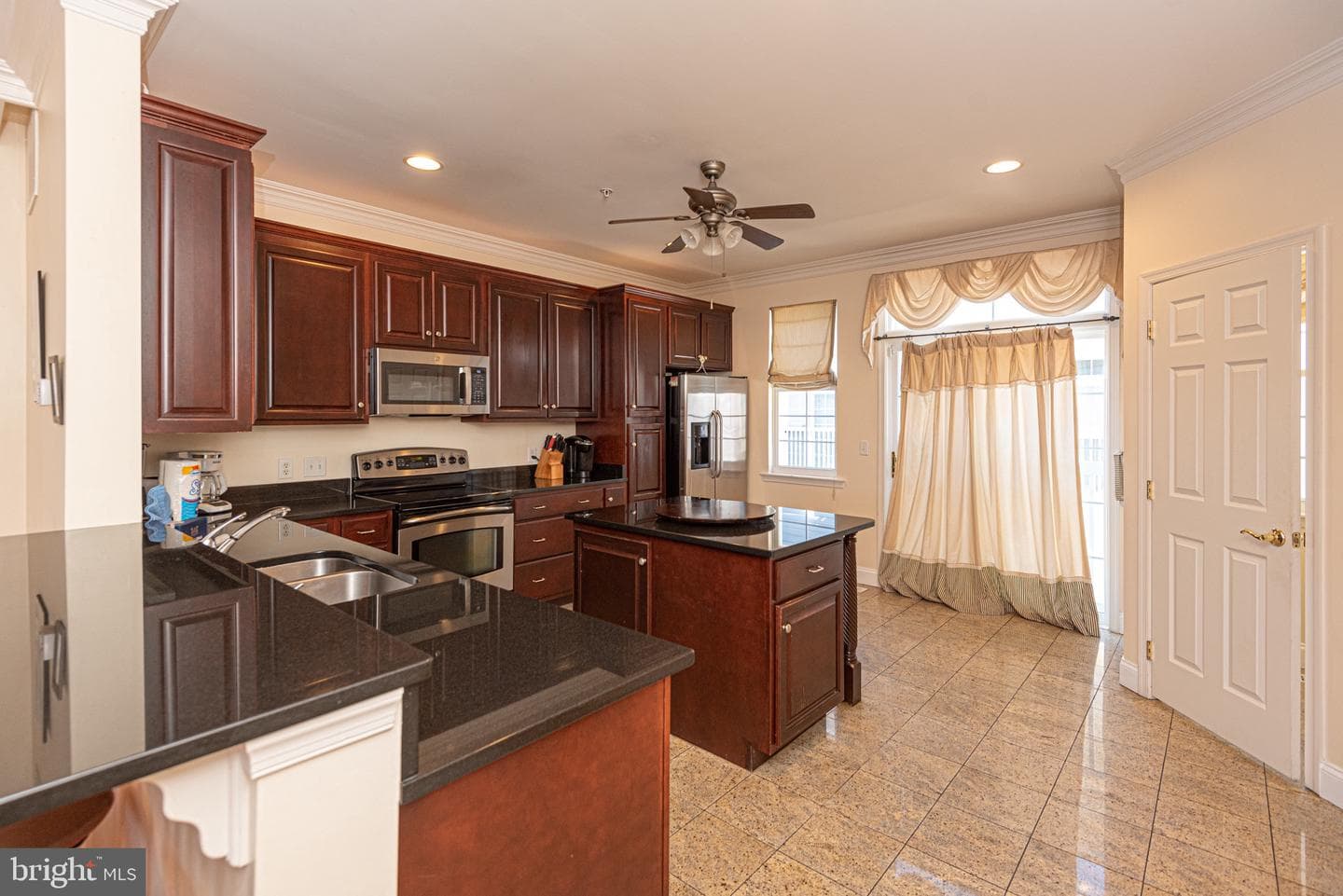 203 St Louis Avenue #b photo 9