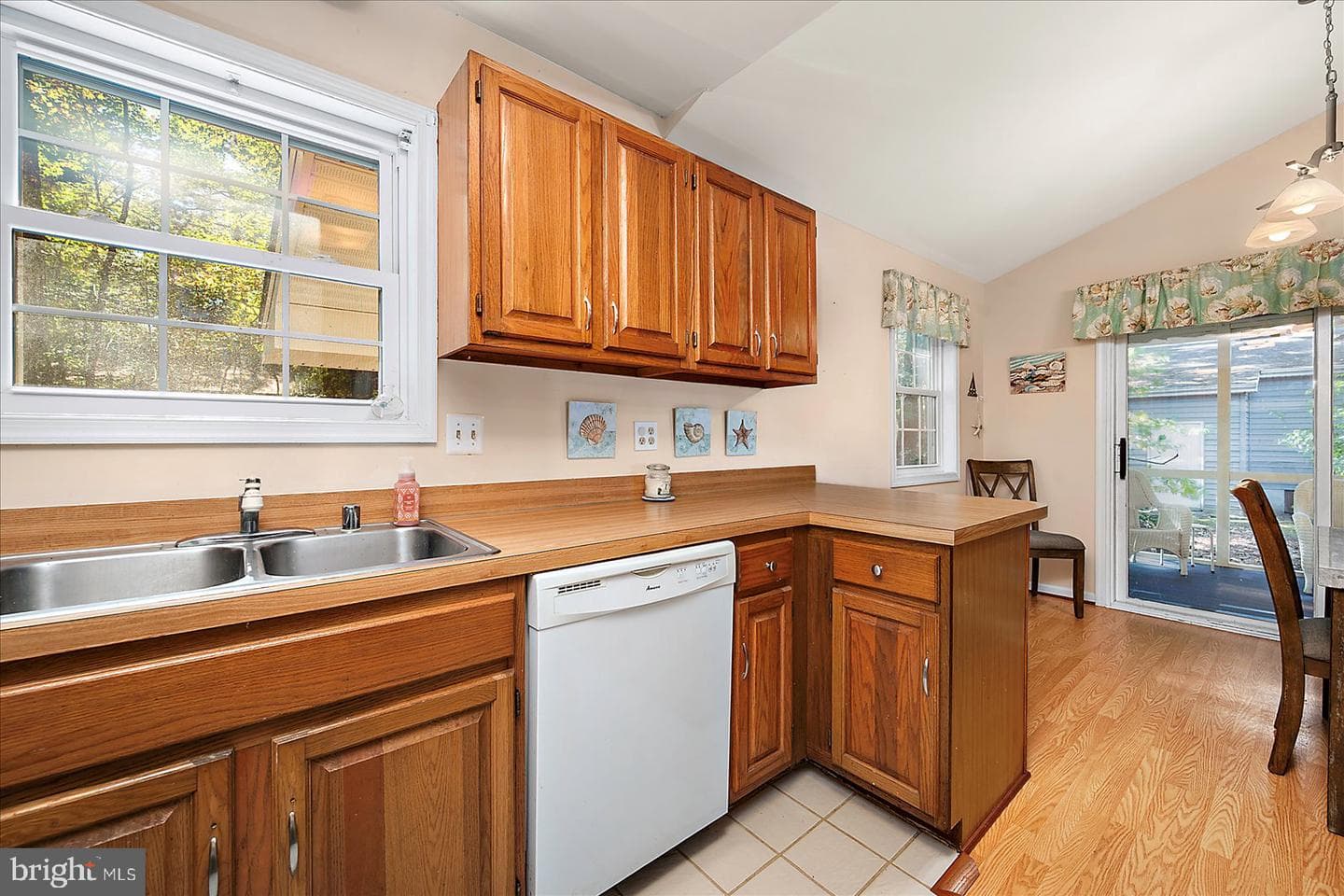 12 Sailors Way photo 15