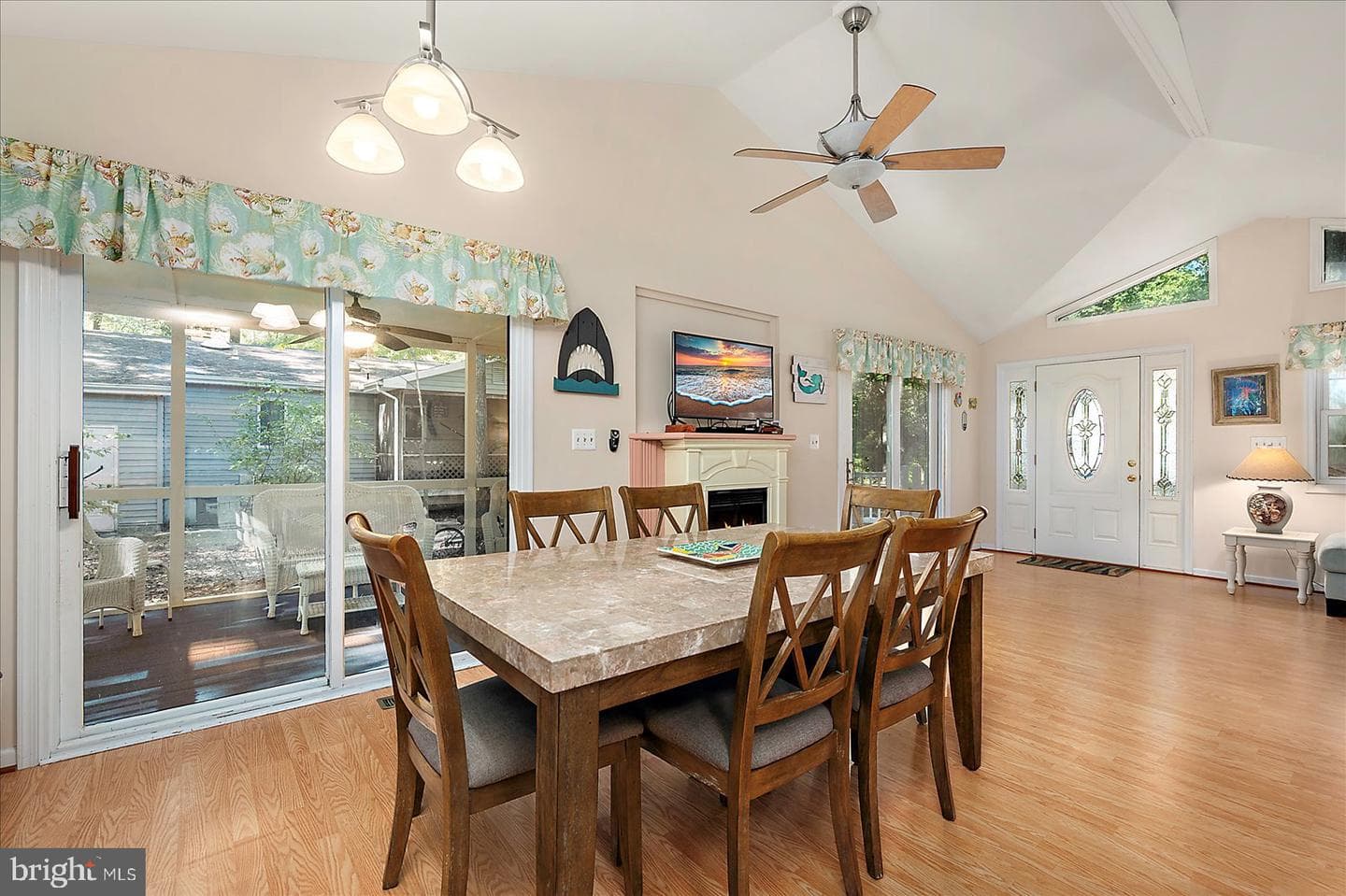 12 Sailors Way photo 17