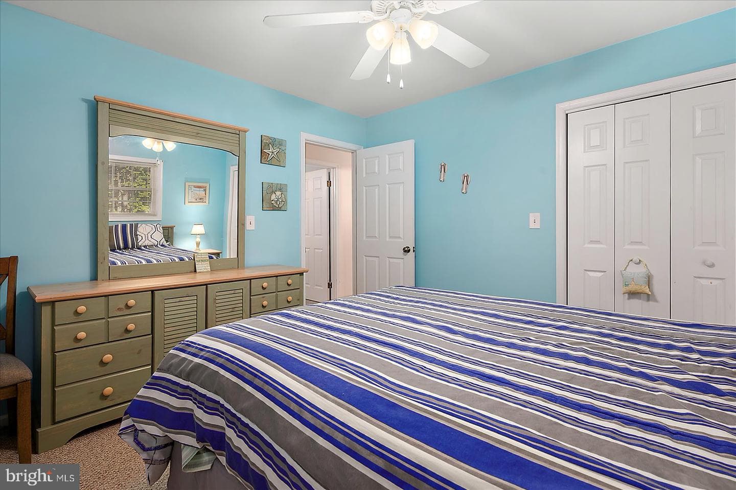 12 Sailors Way photo 24