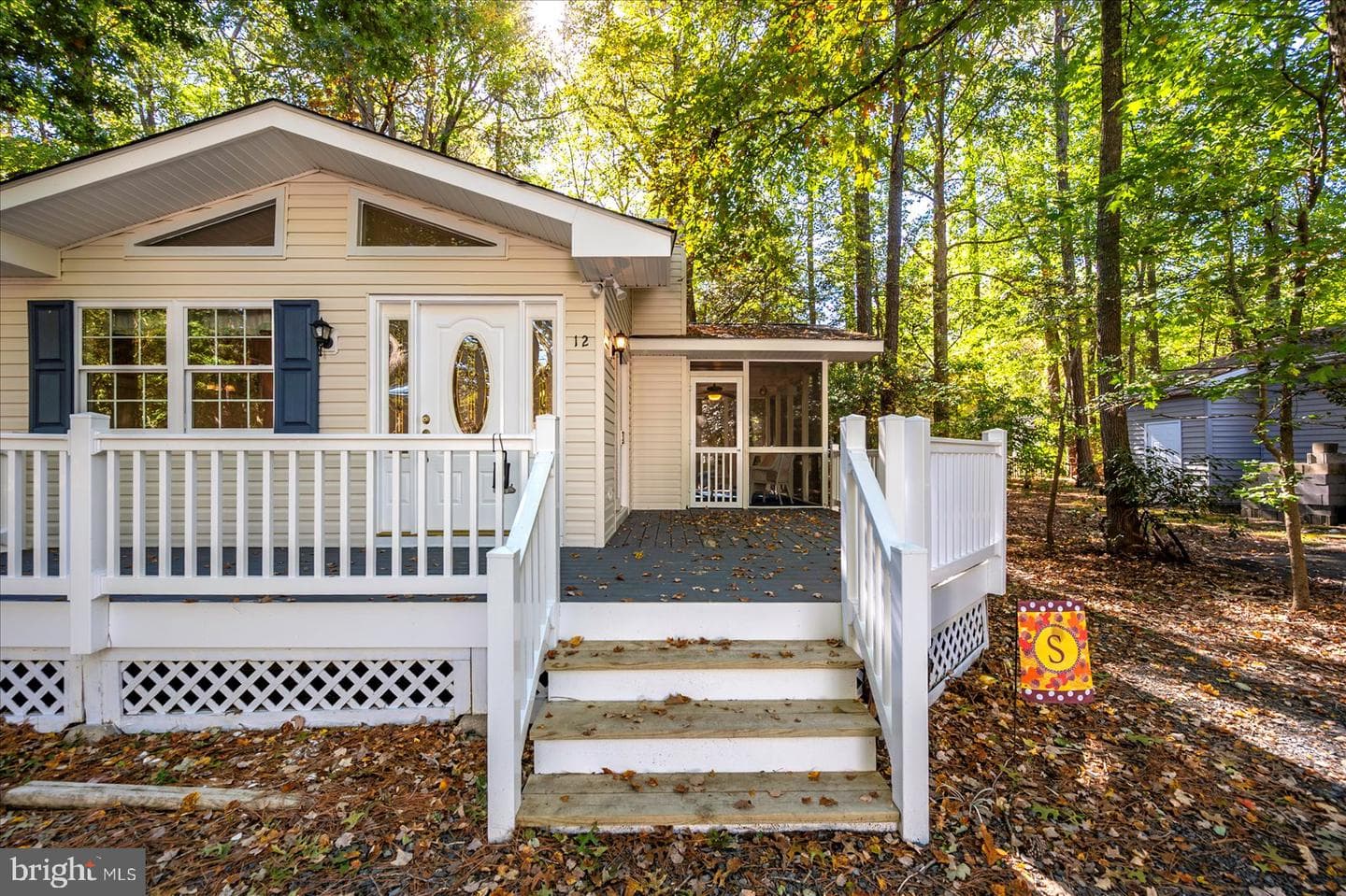 12 Sailors Way photo 4