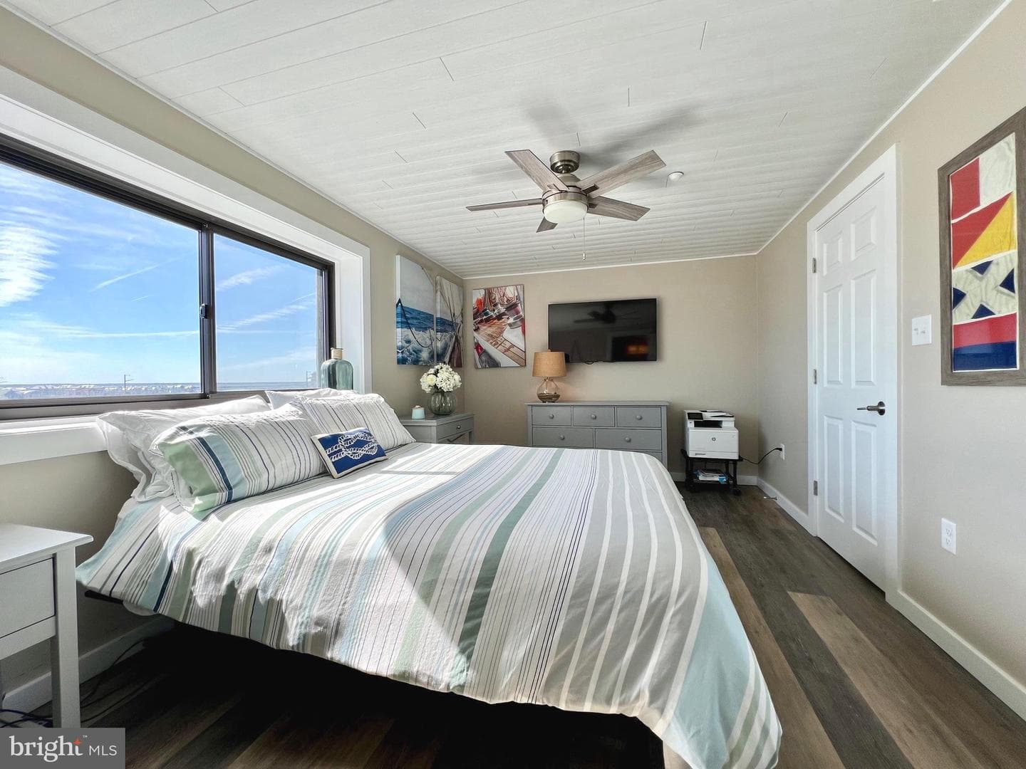 8203 Atlantic Avenue #705 photo 25