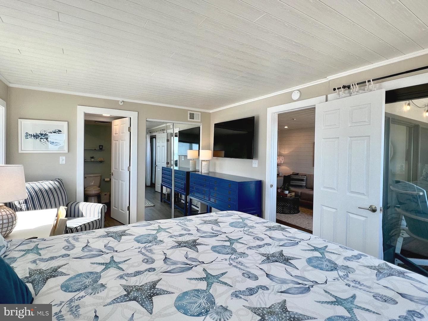 8203 Atlantic Avenue #705 photo 33