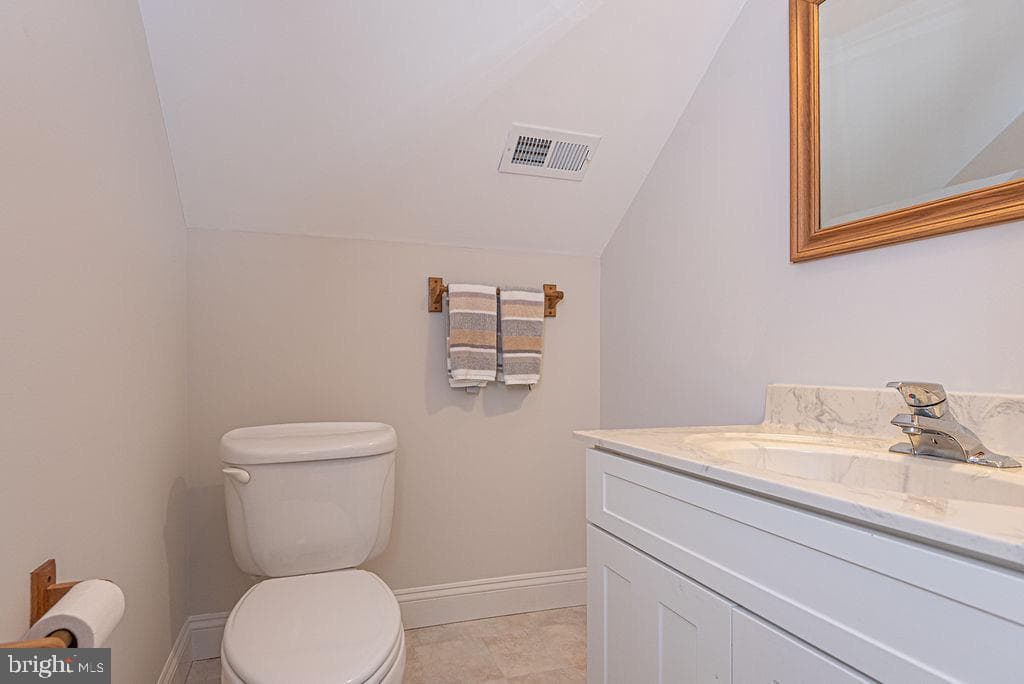 1407 N Chase Street photo 72