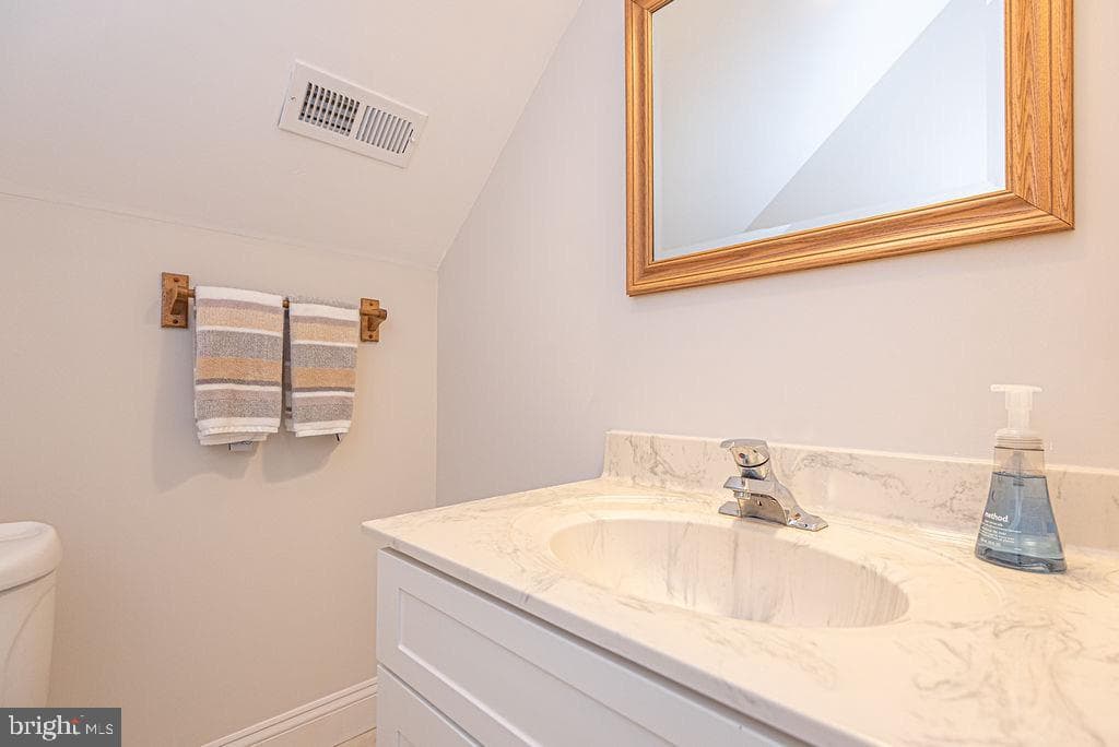 1407 N Chase Street photo 73