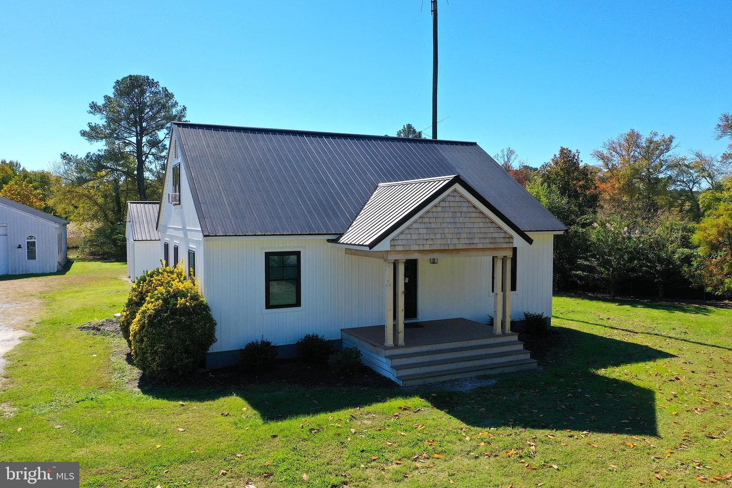11212 Gum Point Road photo 32