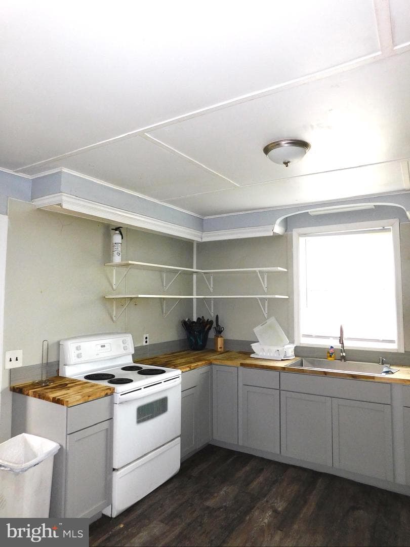 11212 Gum Point Road photo 59