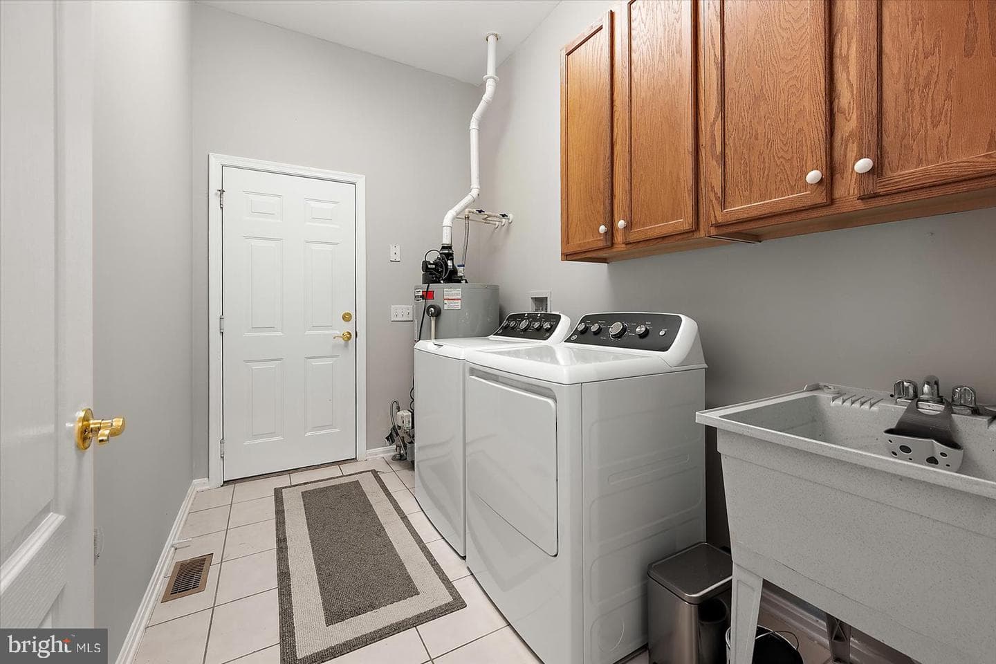 20 Chatham Court photo 55
