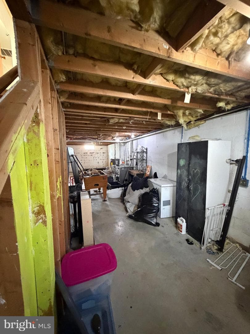 100 Esham Avenue photo 14