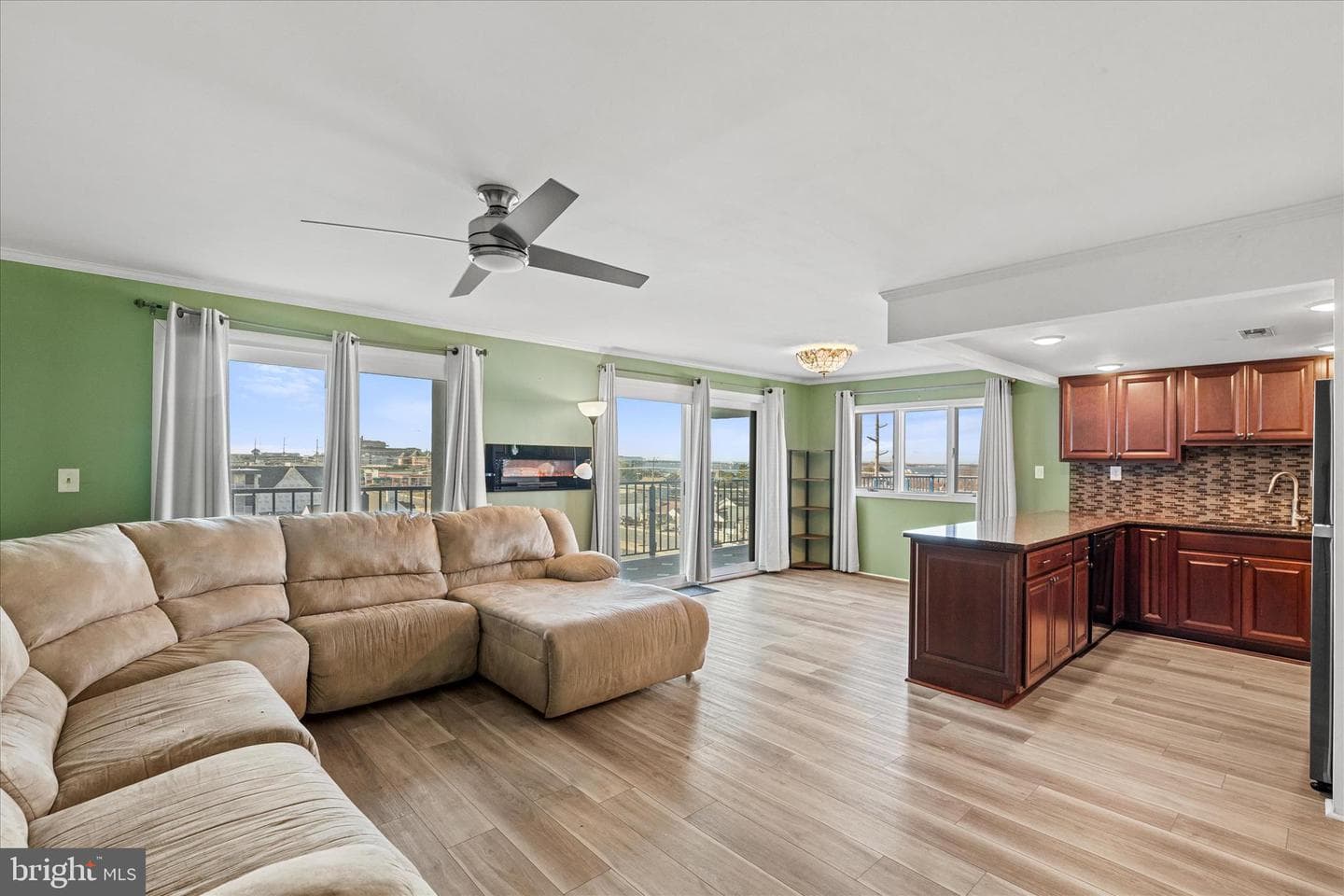 8 89th Street #402 photo 20