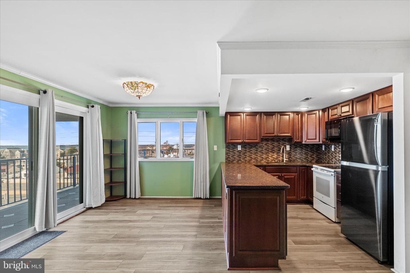 8 89th Street #402 photo 37
