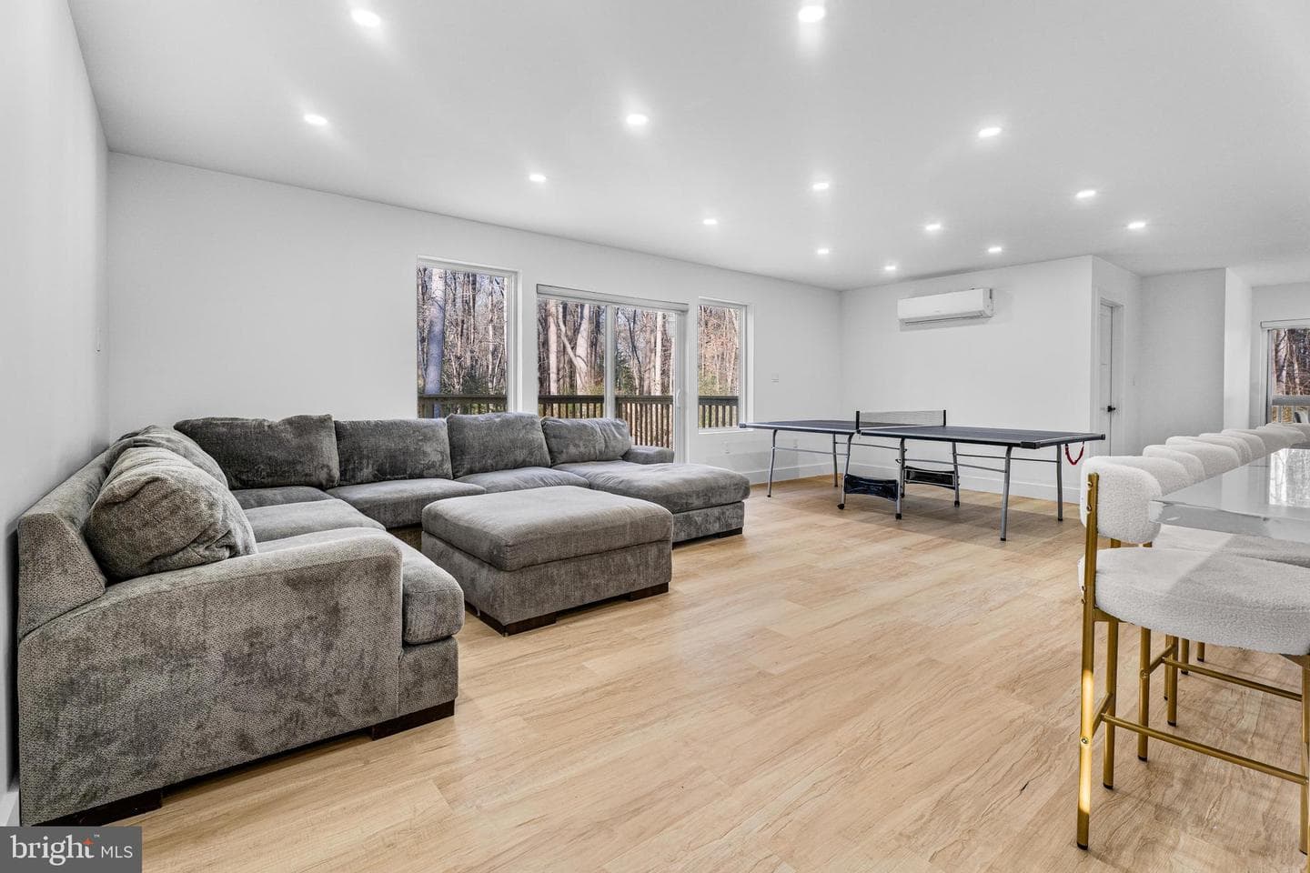 10231 Henry Road photo 20