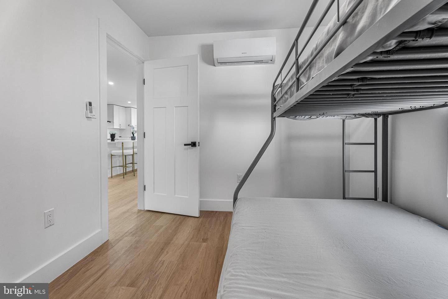 10231 Henry Road photo 50