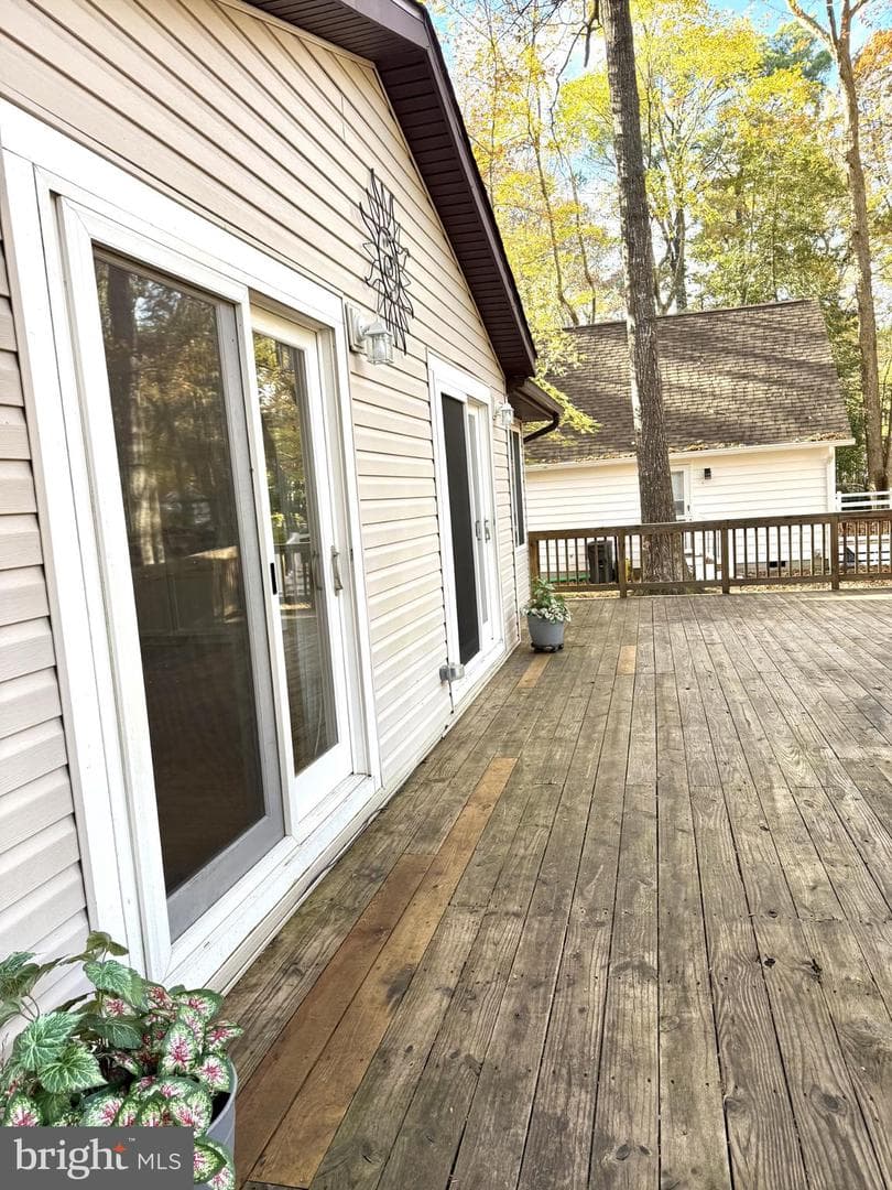 16 Hickory Way photo 6
