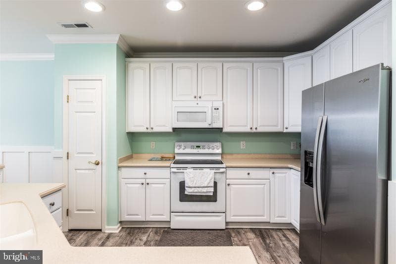 37 Fountain Drive W #lug-Bg-3c photo 5