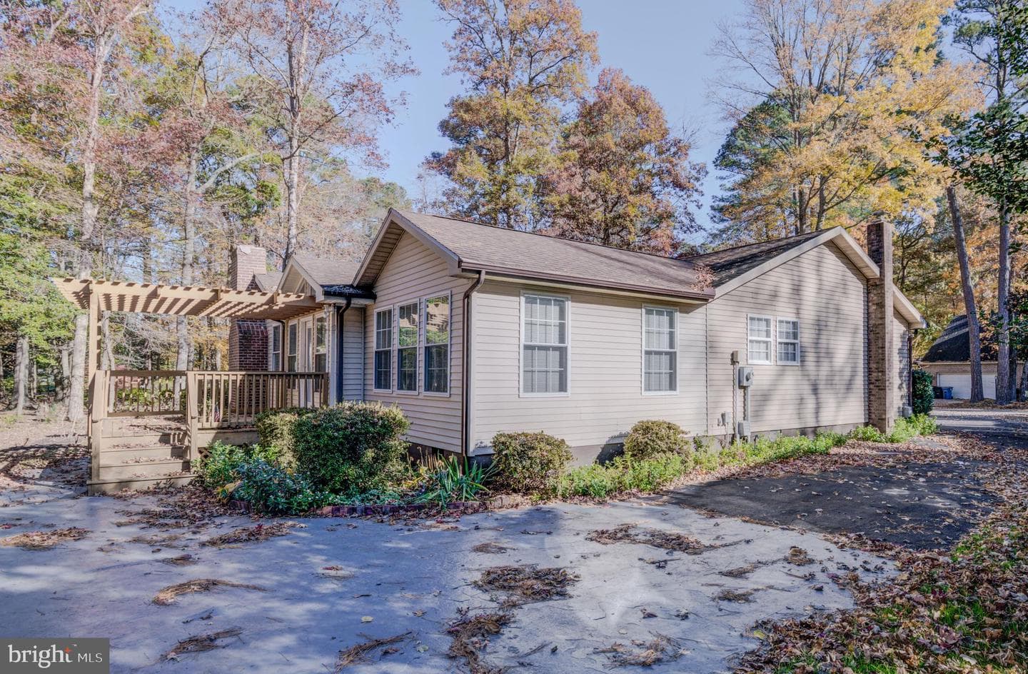 9 Burr Hill Drive photo 33