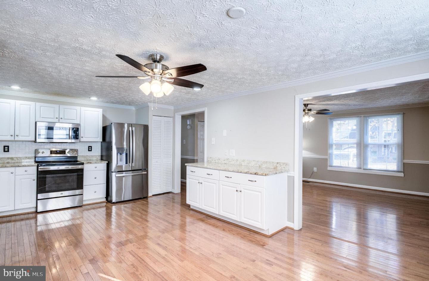 9 Burr Hill Drive photo 42