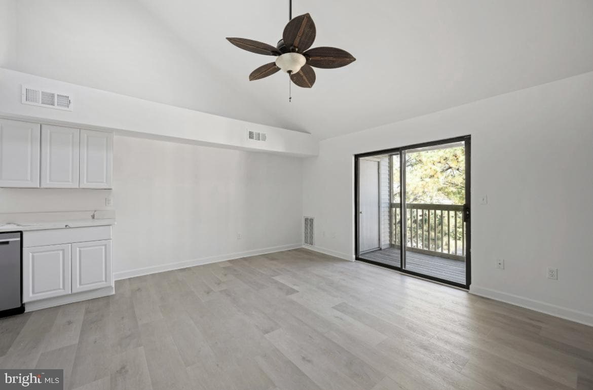 14300 Jarvis Avenue #b30102 photo 10