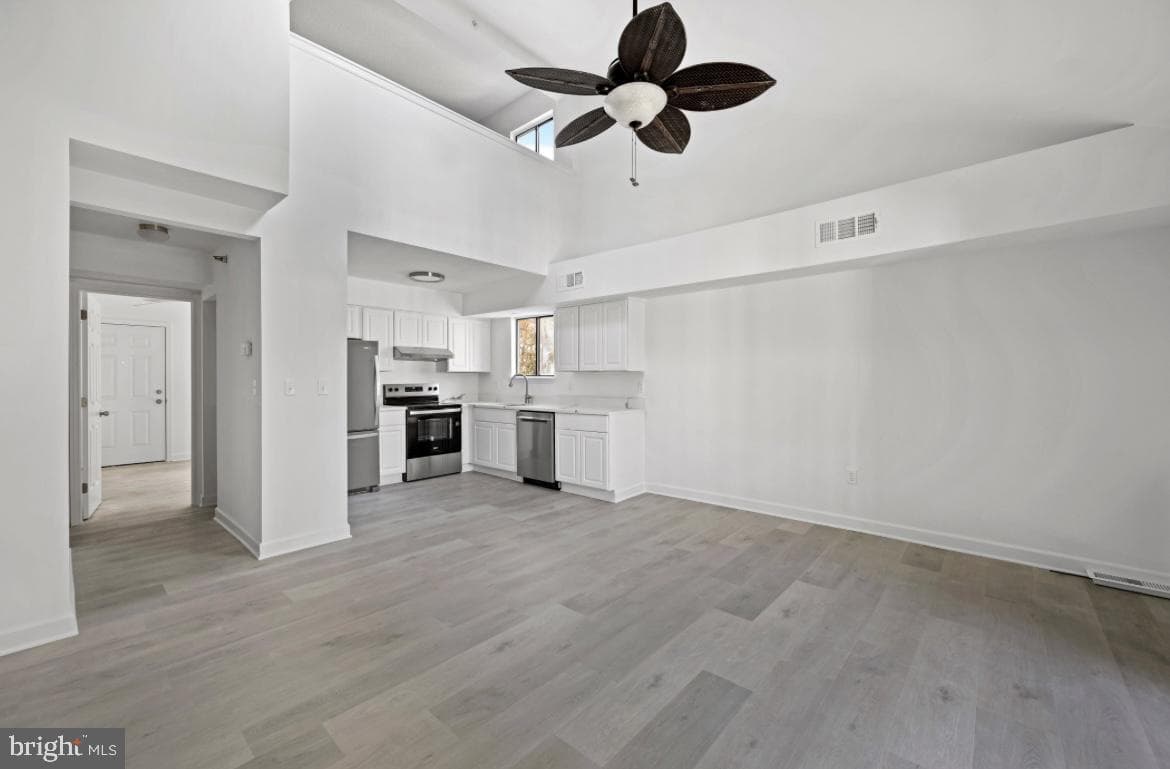 14300 Jarvis Avenue #b30102 photo 3