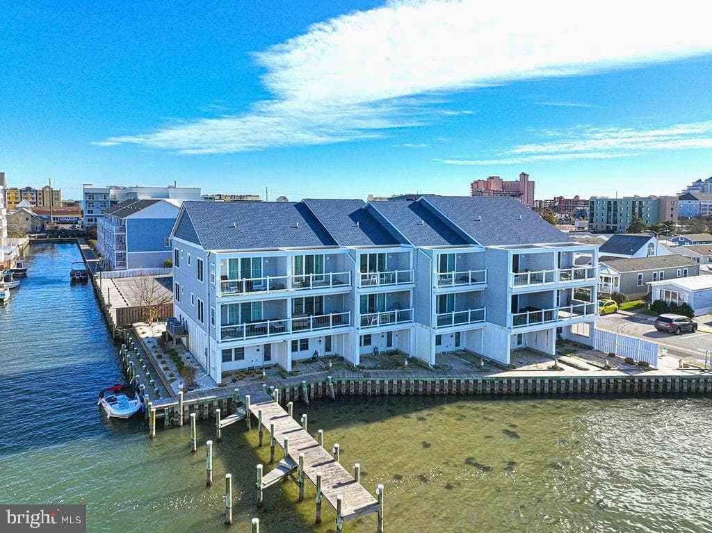 220 25th Street #d photo 2