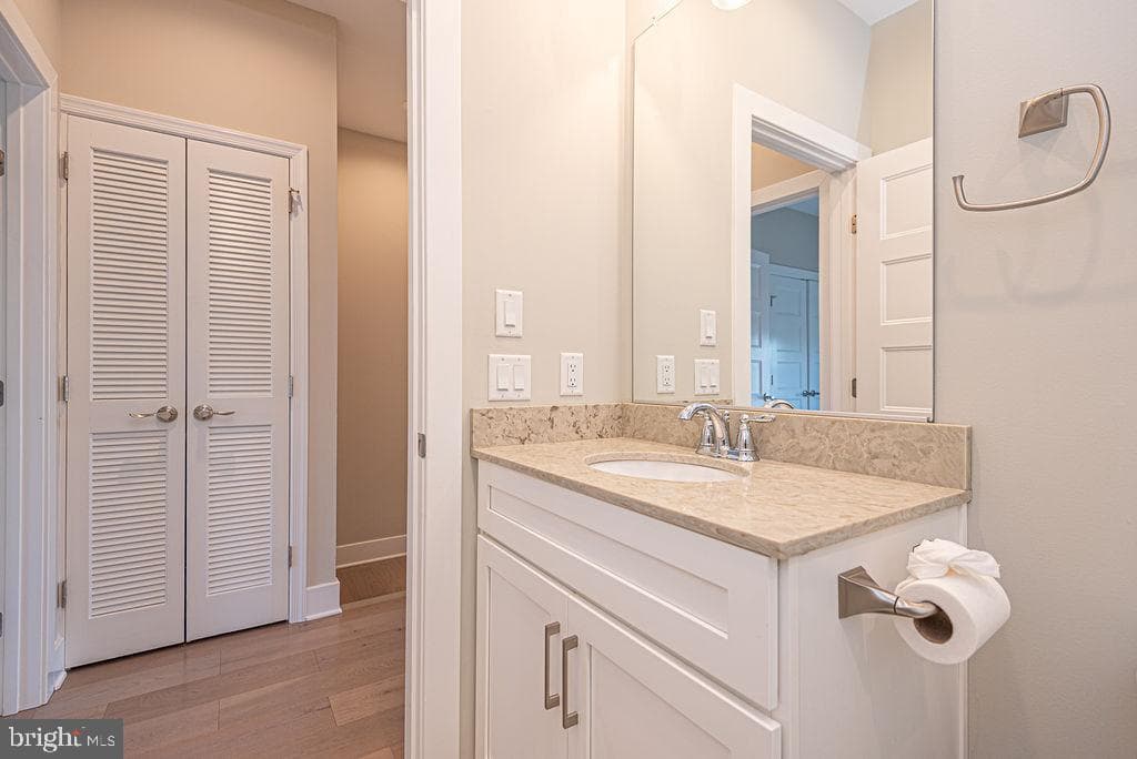 220 25th Street #d photo 62