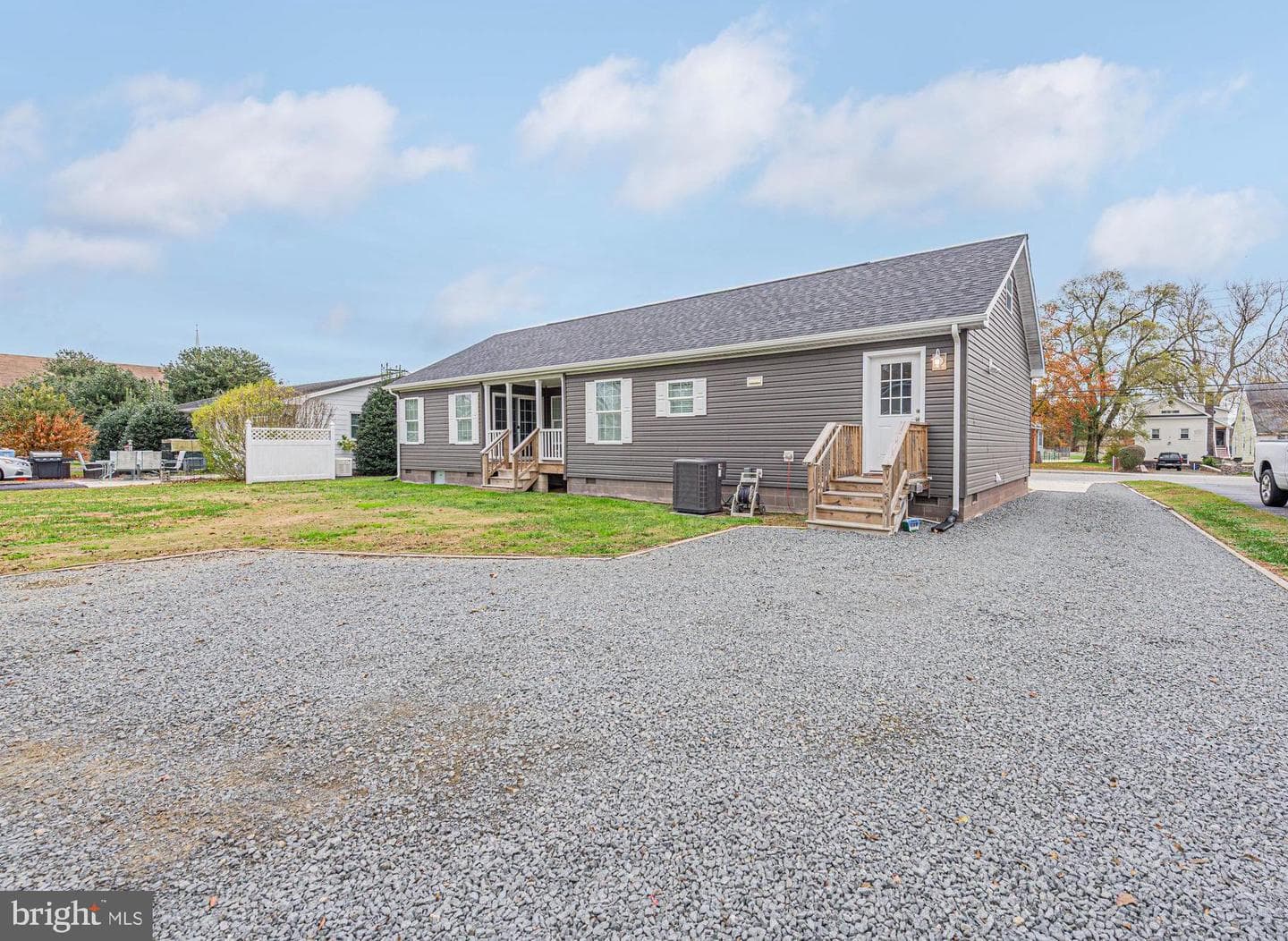 605 Williams Street photo 5