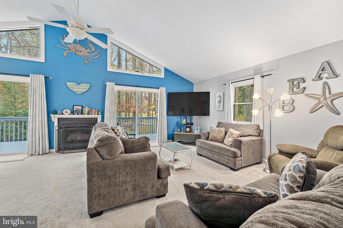 54 Cannon Drive photo 13
